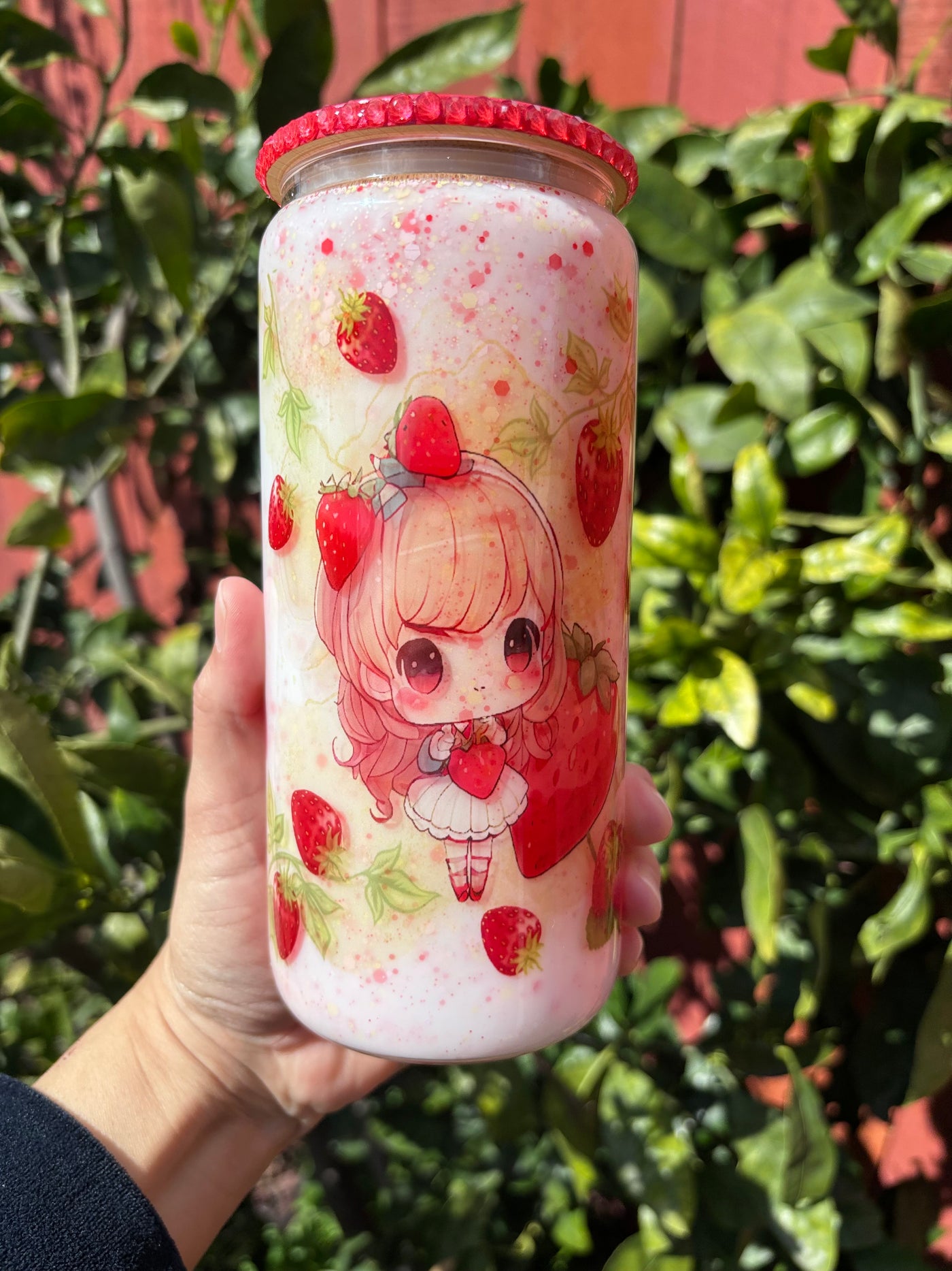 Strawberry  Snow Globe 16 oz glass tumbler / can glass