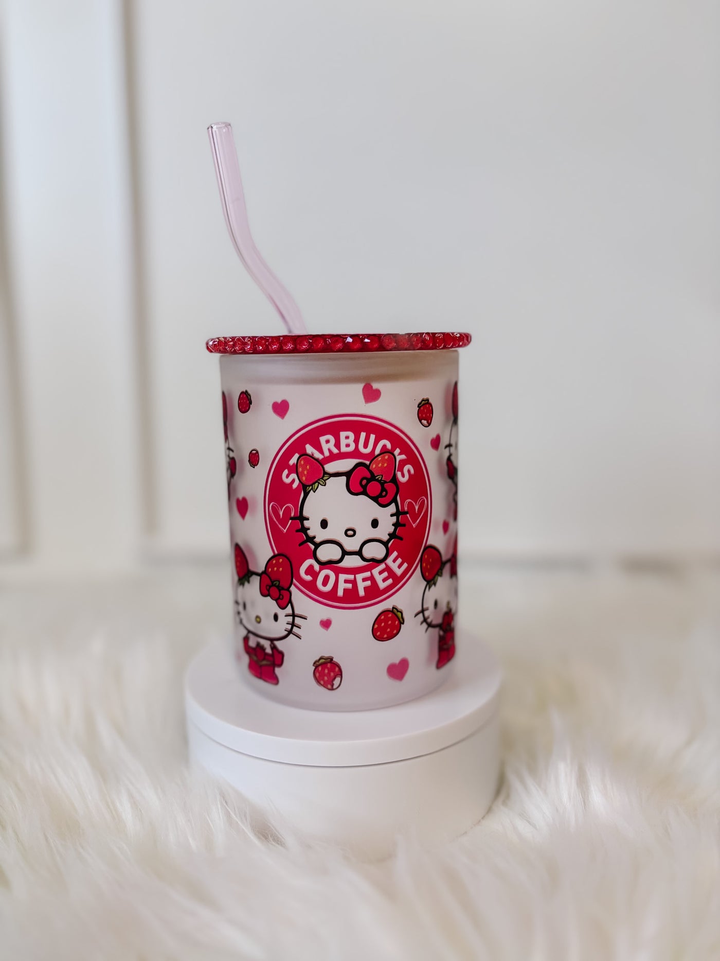 Strawberry  frosted mug/ 17 oz