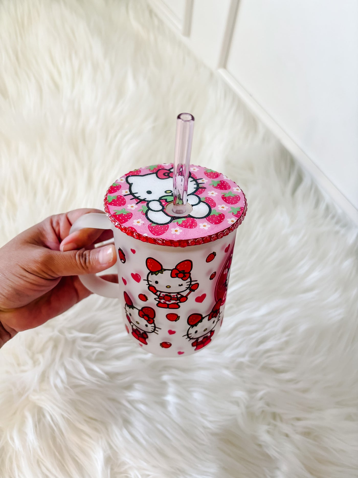 Strawberry  frosted mug/ 17 oz