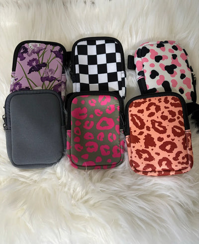 40 ounce tumbler zipper pouch, tumbler zipper wallet, water bottle pouch.